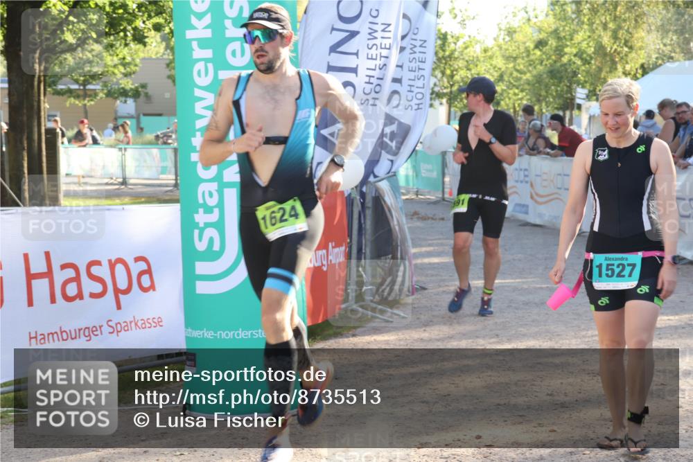 07.09.2025 - 19. Norderstedt Triathlon Luisa Fischer http://msf.ph/oto/8735513 07.09.2025 16:37:25 Ziel 1527, 1533, 1591, 1624 meine-sportfotos.de