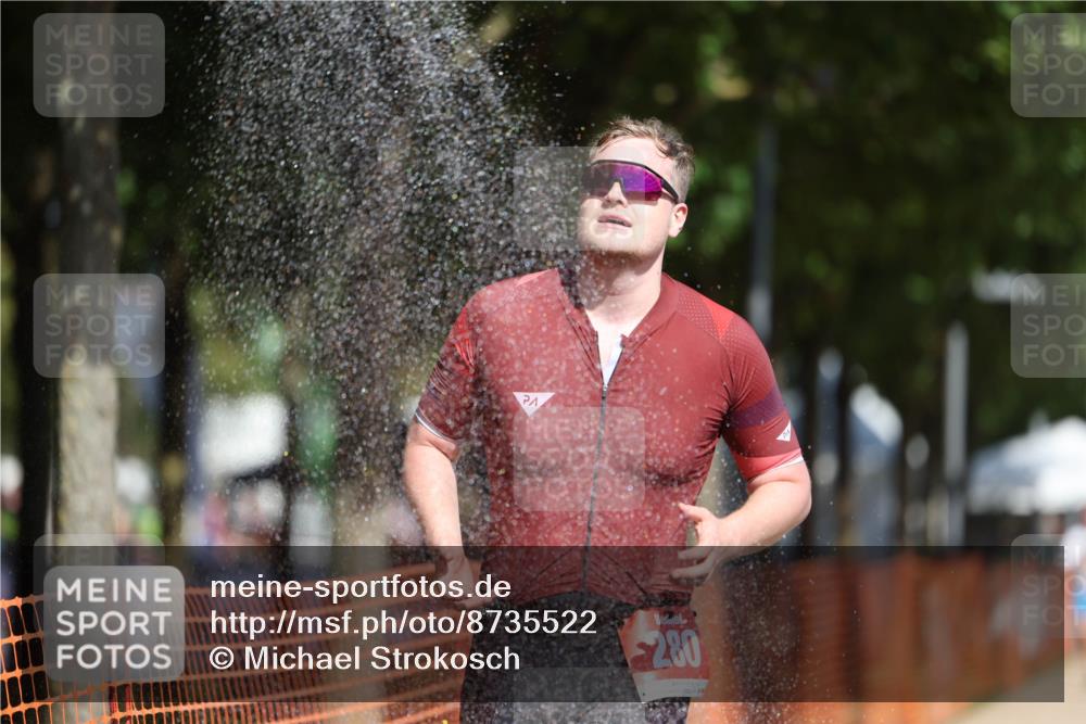07.09.2025 - 19. Norderstedt Triathlon Michael Strokosch http://msf.ph/oto/8735522 07.09.2025 12:21:02 Laufen 280, 1258 meine-sportfotos.de