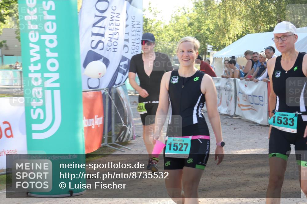 07.09.2025 - 19. Norderstedt Triathlon Luisa Fischer http://msf.ph/oto/8735532 07.09.2025 16:37:26 Ziel 1527, 1533, 1591, 1624 meine-sportfotos.de