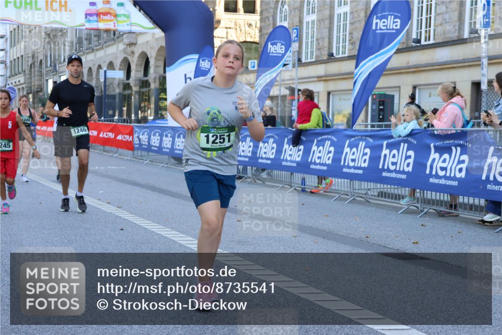 07.09.2025 - BARMER Alsterlauf Strokosch-Dieckow http://msf.ph/oto/8735541 07.09.2025 11:45:13 Ziel 1018, 1058, 1059, 1094 meine-sportfotos.de