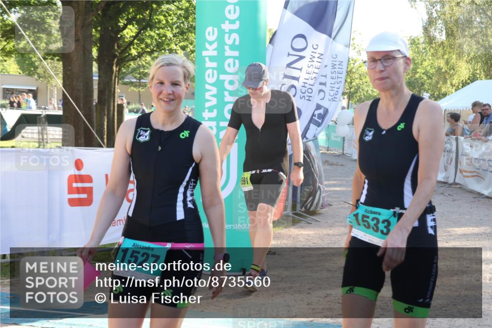 07.09.2025 - 19. Norderstedt Triathlon Luisa Fischer http://msf.ph/oto/8735560 07.09.2025 16:37:28 Ziel 1527, 1533, 1591, 1624 meine-sportfotos.de