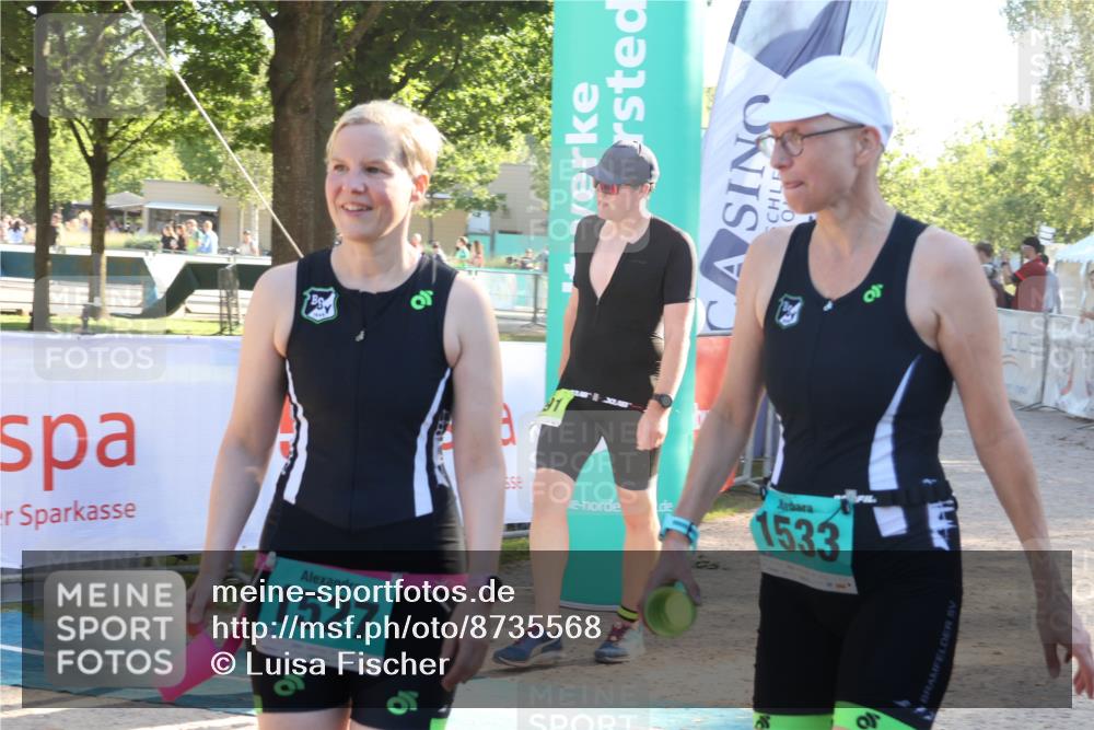 07.09.2025 - 19. Norderstedt Triathlon Luisa Fischer http://msf.ph/oto/8735568 07.09.2025 16:37:29 Ziel 1527, 1533, 1591, 1624 meine-sportfotos.de
