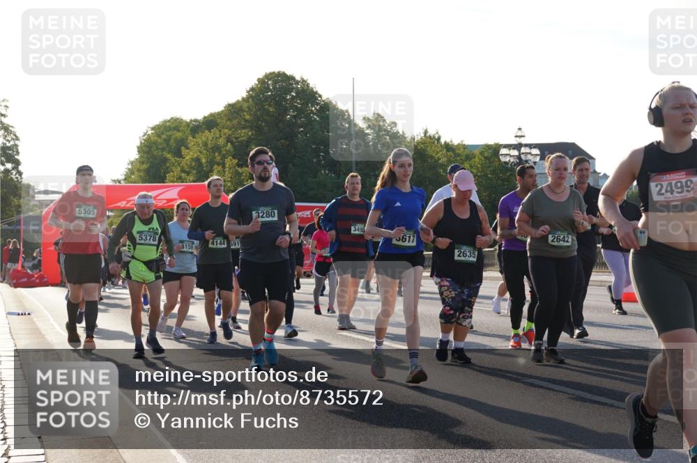 07.09.2025 - BARMER Alsterlauf Yannick Fuchs http://msf.ph/oto/8735572 07.09.2025 09:08:43 Laufen 5305, 5378, 3159, 4144, 691, 3280, 3495, 617, 2635, 2642, 2499 meine-sportfotos.de