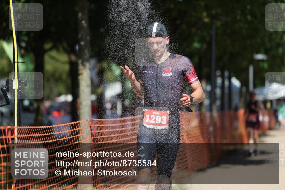 07.09.2025 - 19. Norderstedt Triathlon Michael Strokosch http://msf.ph/oto/8735584 07.09.2025 13:02:19 Laufen 265, 1264, 1293, 1391 meine-sportfotos.de
