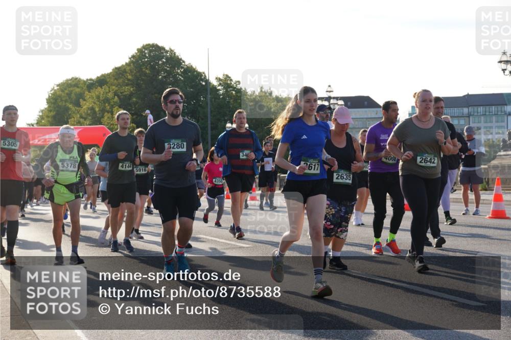 07.09.2025 - BARMER Alsterlauf Yannick Fuchs http://msf.ph/oto/8735588 07.09.2025 09:08:44 Laufen 5305, 5378, 4144, 5916, 3280, 4350, 349, 2617, 2635, 4008, 2642 meine-sportfotos.de