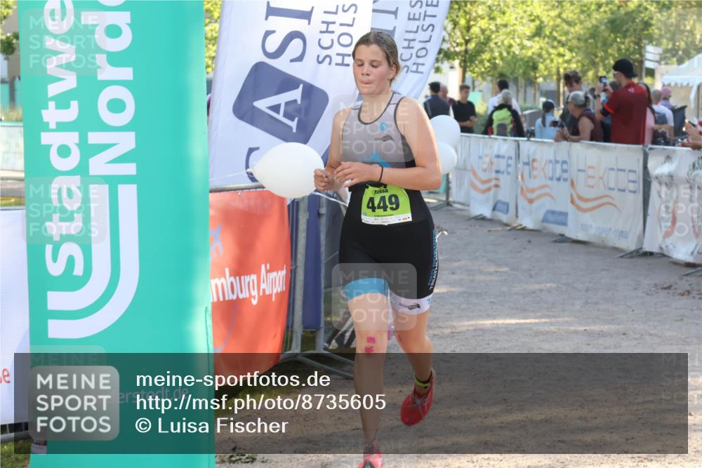 07.09.2025 - 19. Norderstedt Triathlon Luisa Fischer http://msf.ph/oto/8735605 07.09.2025 16:37:46 Ziel 449, 1051 meine-sportfotos.de