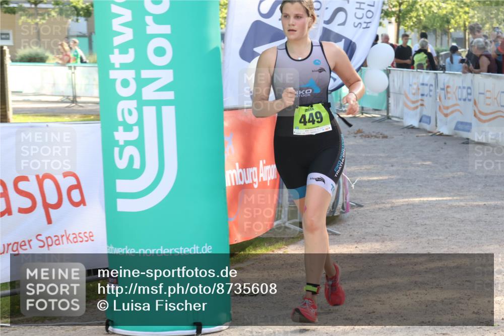 07.09.2025 - 19. Norderstedt Triathlon Luisa Fischer http://msf.ph/oto/8735608 07.09.2025 16:37:46 Ziel 449, 1051 meine-sportfotos.de