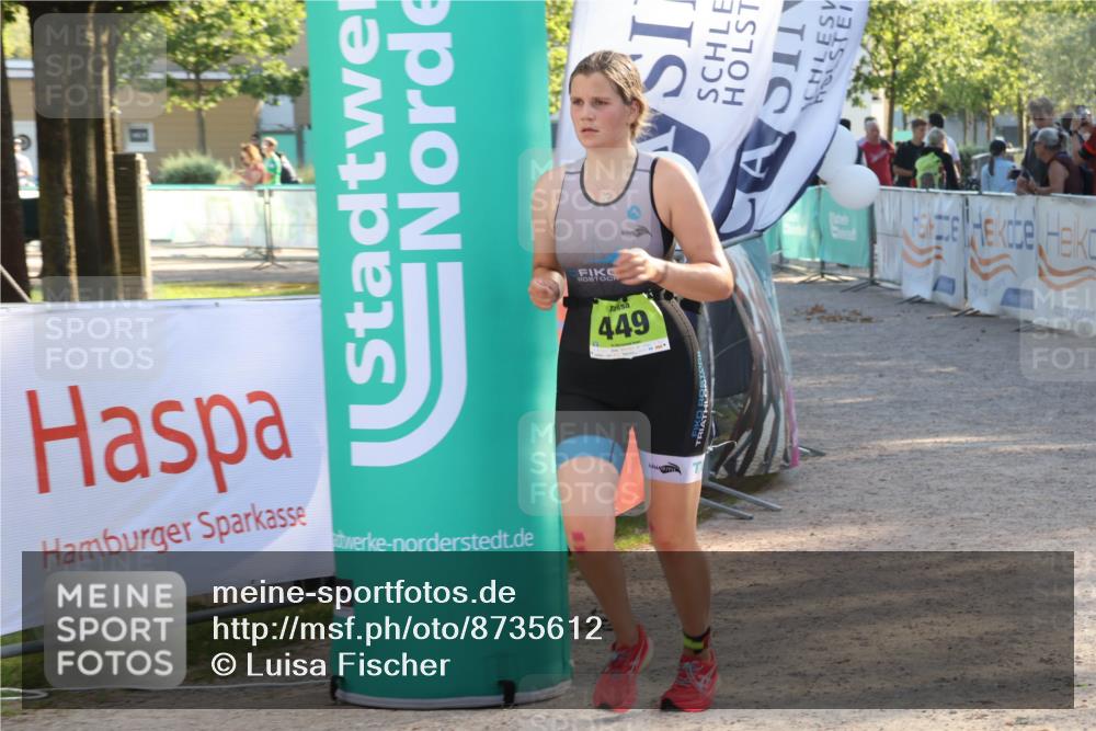 07.09.2025 - 19. Norderstedt Triathlon Luisa Fischer http://msf.ph/oto/8735612 07.09.2025 16:37:46 Ziel 449, 1051 meine-sportfotos.de