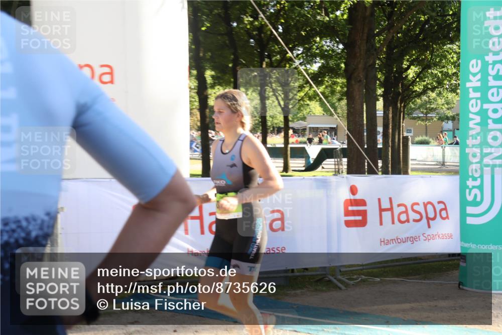 07.09.2025 - 19. Norderstedt Triathlon Luisa Fischer http://msf.ph/oto/8735626 07.09.2025 16:37:48 Ziel 449 meine-sportfotos.de