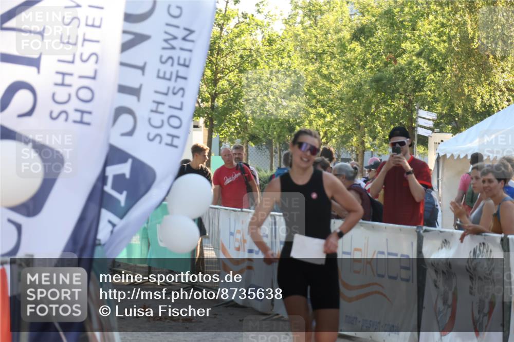 07.09.2025 - 19. Norderstedt Triathlon Luisa Fischer http://msf.ph/oto/8735638 07.09.2025 16:37:50 Ziel 449, 1453 meine-sportfotos.de