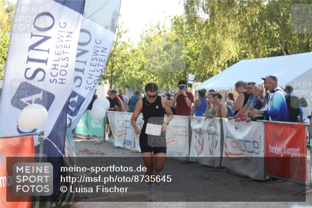 07.09.2025 - 19. Norderstedt Triathlon Luisa Fischer http://msf.ph/oto/8735645 07.09.2025 16:37:51 Ziel 449, 1453 meine-sportfotos.de