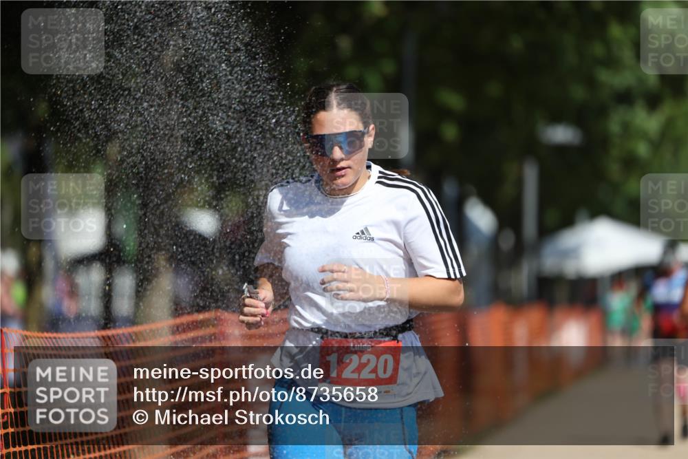 07.09.2025 - 19. Norderstedt Triathlon Michael Strokosch http://msf.ph/oto/8735658 07.09.2025 12:21:16 Laufen 168, 845, 1220 meine-sportfotos.de