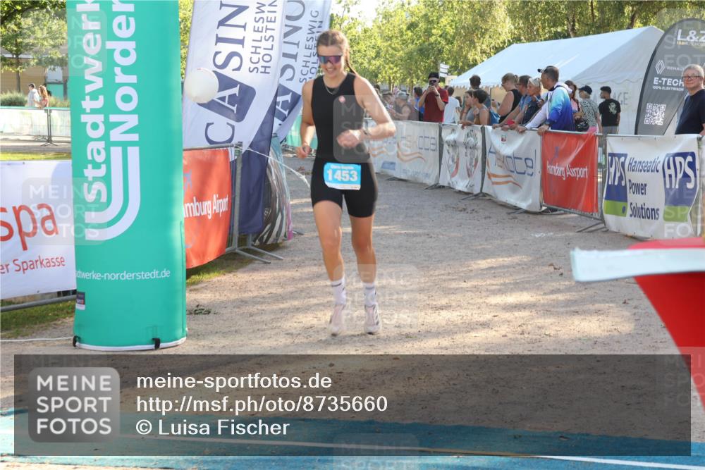 07.09.2025 - 19. Norderstedt Triathlon Luisa Fischer http://msf.ph/oto/8735660 07.09.2025 16:37:53 Ziel 449, 1453 meine-sportfotos.de