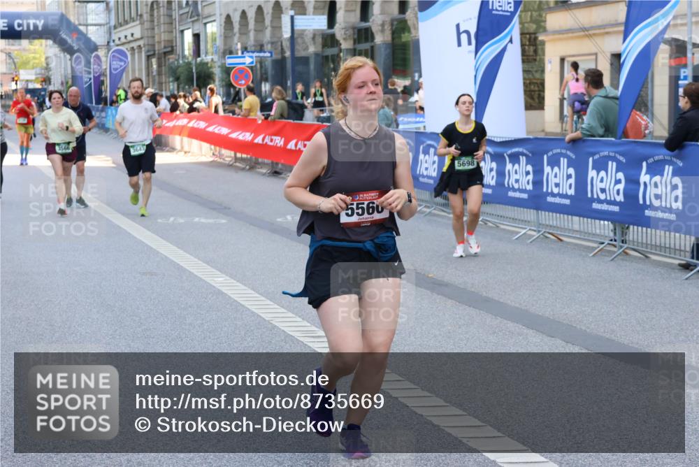 07.09.2025 - BARMER Alsterlauf Strokosch-Dieckow http://msf.ph/oto/8735669 07.09.2025 10:19:55 Ziel 2928, 2983, 3619, 4393, 4394, 5331, 5332 meine-sportfotos.de