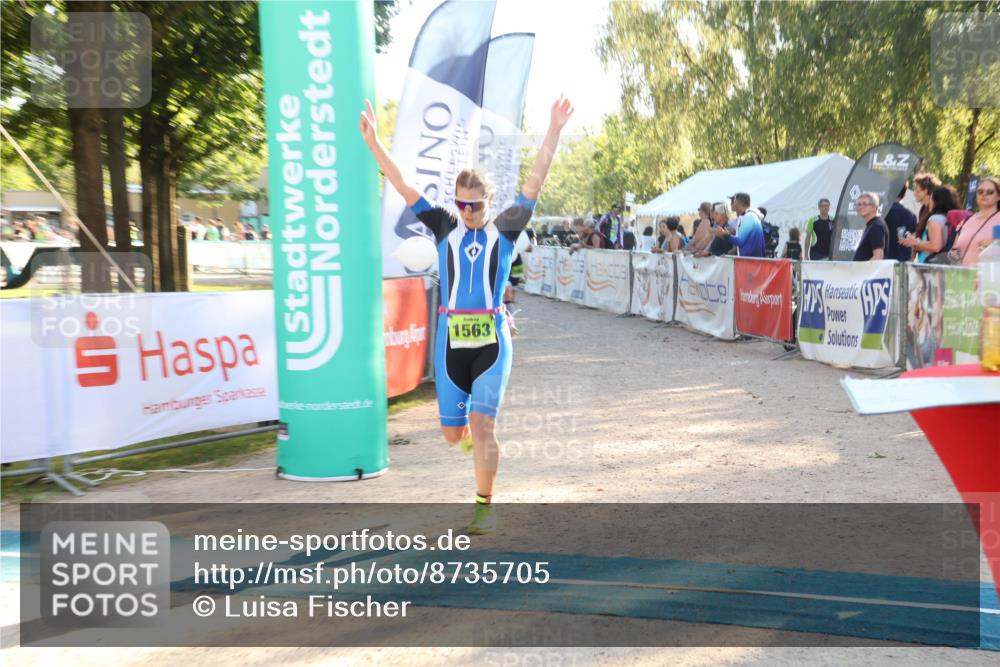 07.09.2025 - 19. Norderstedt Triathlon Luisa Fischer http://msf.ph/oto/8735705 07.09.2025 16:38:10 Ziel 1068, 1563 meine-sportfotos.de