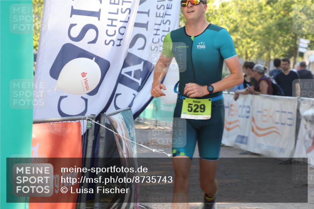 07.09.2025 - 19. Norderstedt Triathlon Luisa Fischer http://msf.ph/oto/8735743 07.09.2025 16:38:17 Ziel 529, 1068, 1563 meine-sportfotos.de