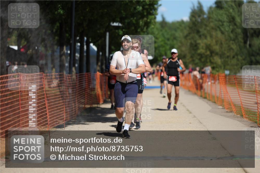 07.09.2025 - 19. Norderstedt Triathlon Michael Strokosch http://msf.ph/oto/8735753 07.09.2025 13:02:50 Laufen 145, 159, 236, 308, 1364 meine-sportfotos.de