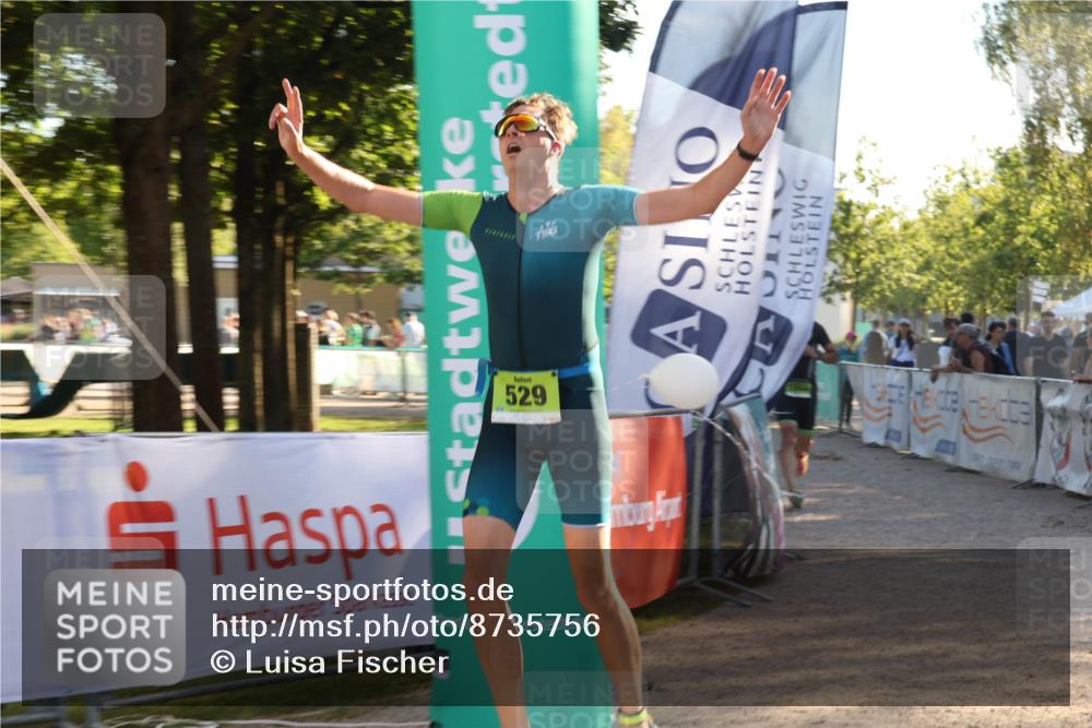 07.09.2025 - 19. Norderstedt Triathlon Luisa Fischer http://msf.ph/oto/8735756 07.09.2025 16:38:18 Ziel 529, 1068, 1554 meine-sportfotos.de