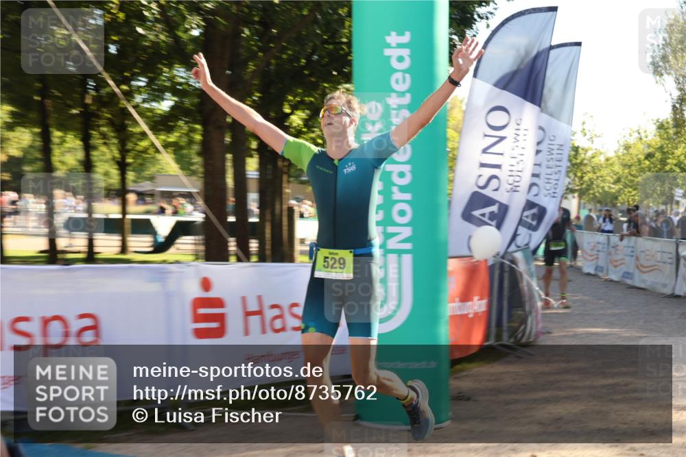 07.09.2025 - 19. Norderstedt Triathlon Luisa Fischer http://msf.ph/oto/8735762 07.09.2025 16:38:19 Ziel 529, 1068, 1554 meine-sportfotos.de