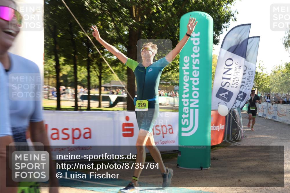07.09.2025 - 19. Norderstedt Triathlon Luisa Fischer http://msf.ph/oto/8735764 07.09.2025 16:38:19 Ziel 529, 1068, 1554 meine-sportfotos.de