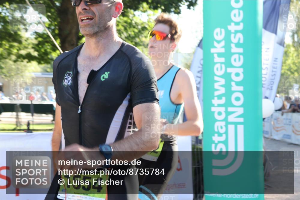 07.09.2025 - 19. Norderstedt Triathlon Luisa Fischer http://msf.ph/oto/8735784 07.09.2025 16:38:24 Ziel 529, 1554 meine-sportfotos.de