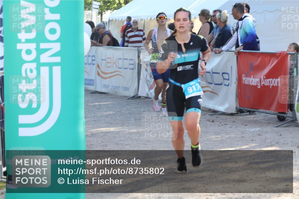 07.09.2025 - 19. Norderstedt Triathlon Luisa Fischer http://msf.ph/oto/8735802 07.09.2025 16:38:39 Ziel 536, 917 meine-sportfotos.de