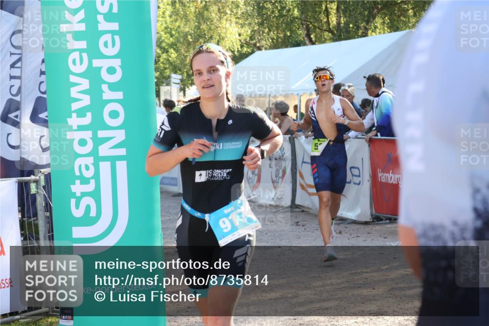 07.09.2025 - 19. Norderstedt Triathlon Luisa Fischer http://msf.ph/oto/8735814 07.09.2025 16:38:41 Ziel 536, 917 meine-sportfotos.de