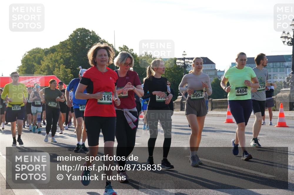 07.09.2025 - BARMER Alsterlauf Yannick Fuchs http://msf.ph/oto/8735835 07.09.2025 09:08:53 Laufen 4759, 192, 3993, 3952, 4404, 4011, 2136, 68, 2135, 499 meine-sportfotos.de