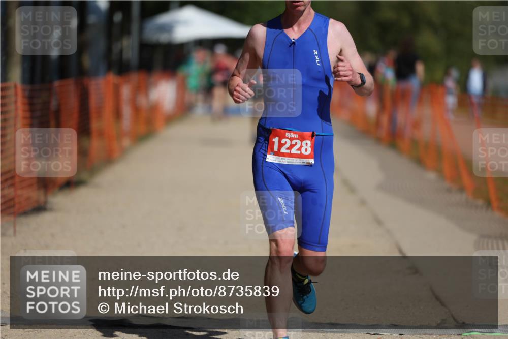 07.09.2025 - 19. Norderstedt Triathlon Michael Strokosch http://msf.ph/oto/8735839 07.09.2025 12:21:56 Laufen 782, 1228 meine-sportfotos.de