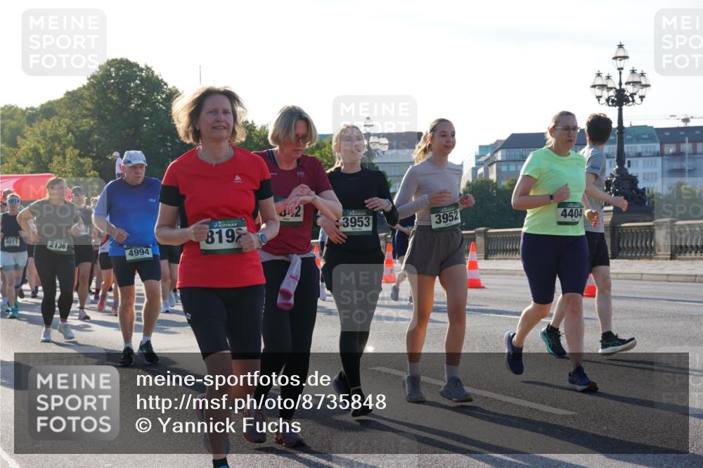 07.09.2025 - BARMER Alsterlauf Yannick Fuchs http://msf.ph/oto/8735848 07.09.2025 09:08:53 Laufen 4011, 2136, 4994, 819, 3953, 3952, 4404 meine-sportfotos.de