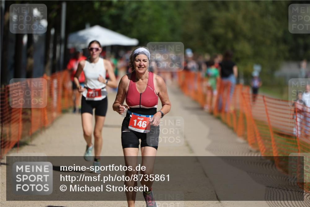 07.09.2025 - 19. Norderstedt Triathlon Michael Strokosch http://msf.ph/oto/8735861 07.09.2025 12:22:18 Laufen 146, 731, 1272 meine-sportfotos.de