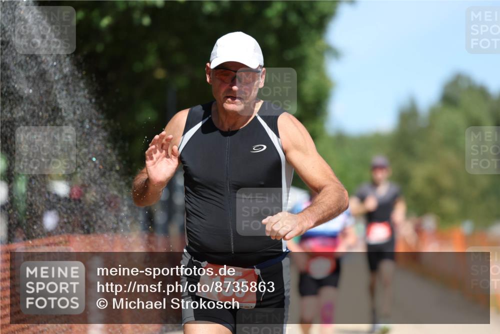 07.09.2025 - 19. Norderstedt Triathlon Michael Strokosch http://msf.ph/oto/8735863 07.09.2025 13:02:58 Laufen 159, 233, 266 meine-sportfotos.de