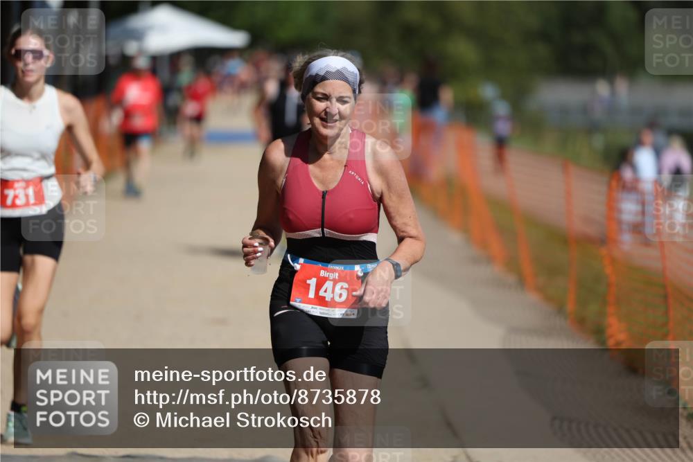 07.09.2025 - 19. Norderstedt Triathlon Michael Strokosch http://msf.ph/oto/8735878 07.09.2025 12:22:21 Laufen 146, 731, 1272 meine-sportfotos.de
