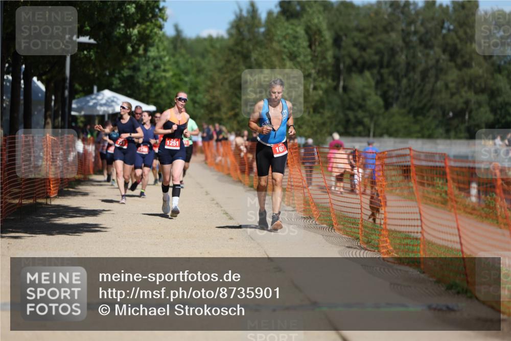 07.09.2025 - 19. Norderstedt Triathlon Michael Strokosch http://msf.ph/oto/8735901 07.09.2025 13:03:16 Laufen 161, 721, 1251, 1345 meine-sportfotos.de