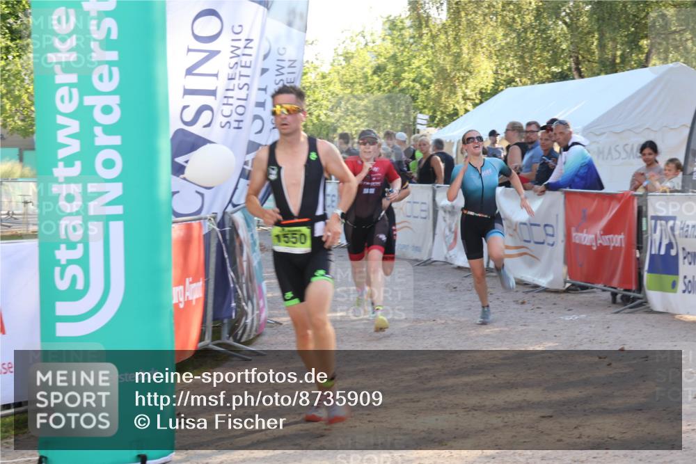 07.09.2025 - 19. Norderstedt Triathlon Luisa Fischer http://msf.ph/oto/8735909 07.09.2025 16:39:29 Ziel 1060, 1073, 1105, 1550 meine-sportfotos.de