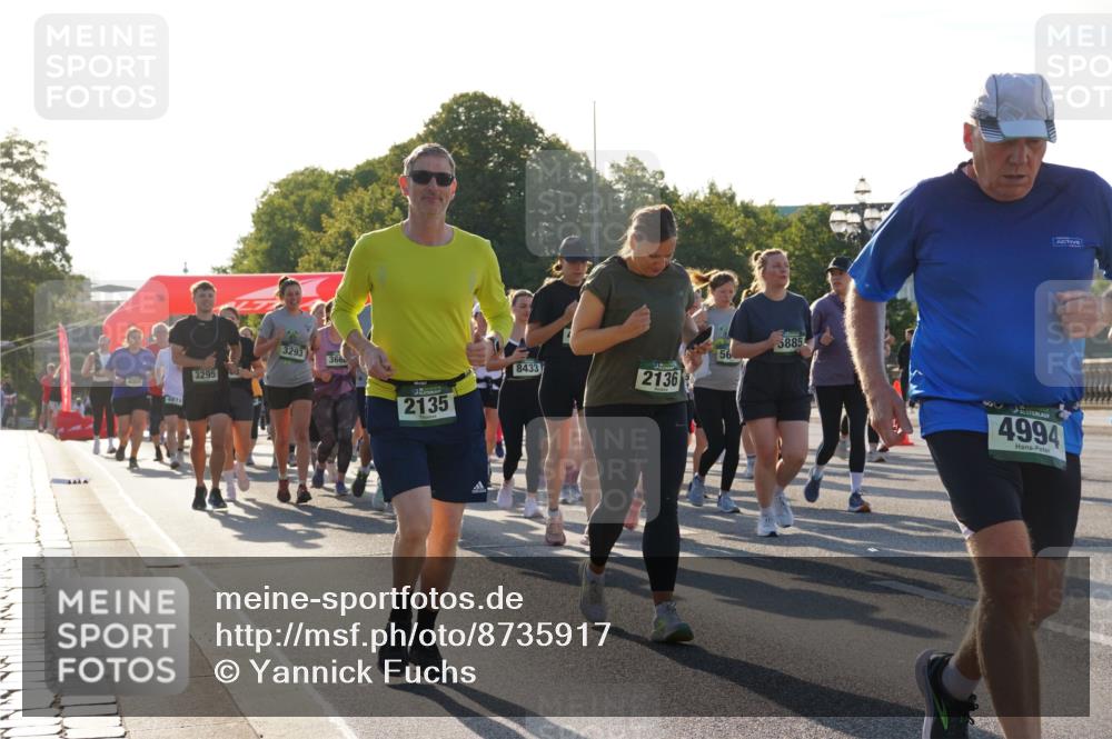07.09.2025 - BARMER Alsterlauf Yannick Fuchs http://msf.ph/oto/8735917 07.09.2025 09:08:57 Laufen 4001, 4811, 3293, 366, 3295, 3, 2135, 8433, 2136, 56, 5885, 4994 meine-sportfotos.de