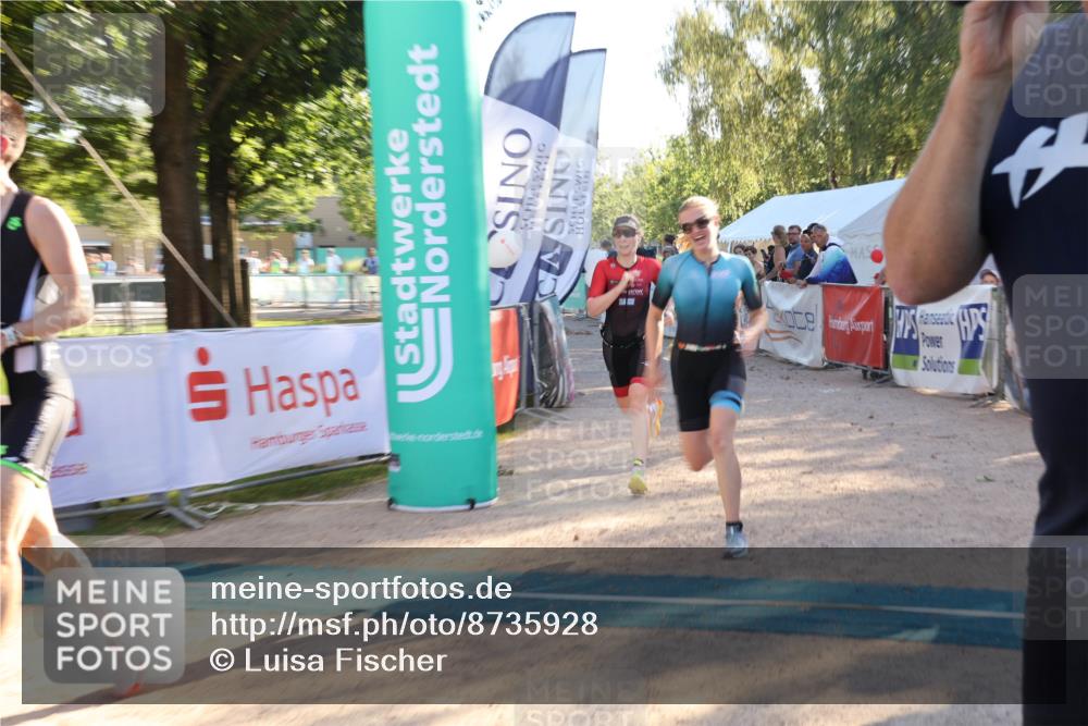 07.09.2025 - 19. Norderstedt Triathlon Luisa Fischer http://msf.ph/oto/8735928 07.09.2025 16:39:31 Ziel 1060, 1073, 1105, 1550 meine-sportfotos.de