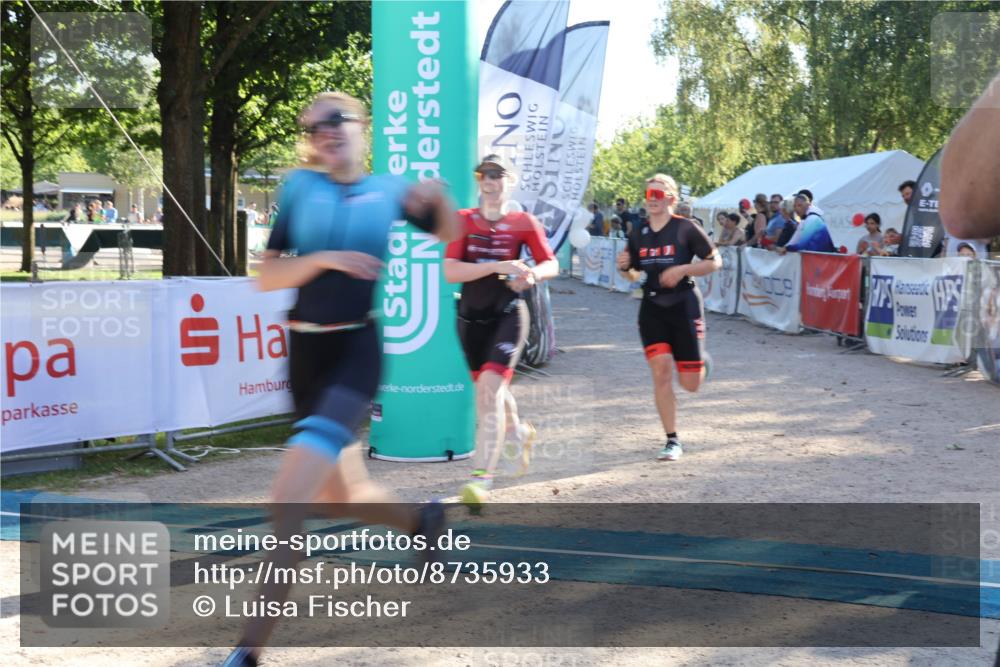 07.09.2025 - 19. Norderstedt Triathlon Luisa Fischer http://msf.ph/oto/8735933 07.09.2025 16:39:31 Ziel 1060, 1073, 1105, 1550 meine-sportfotos.de