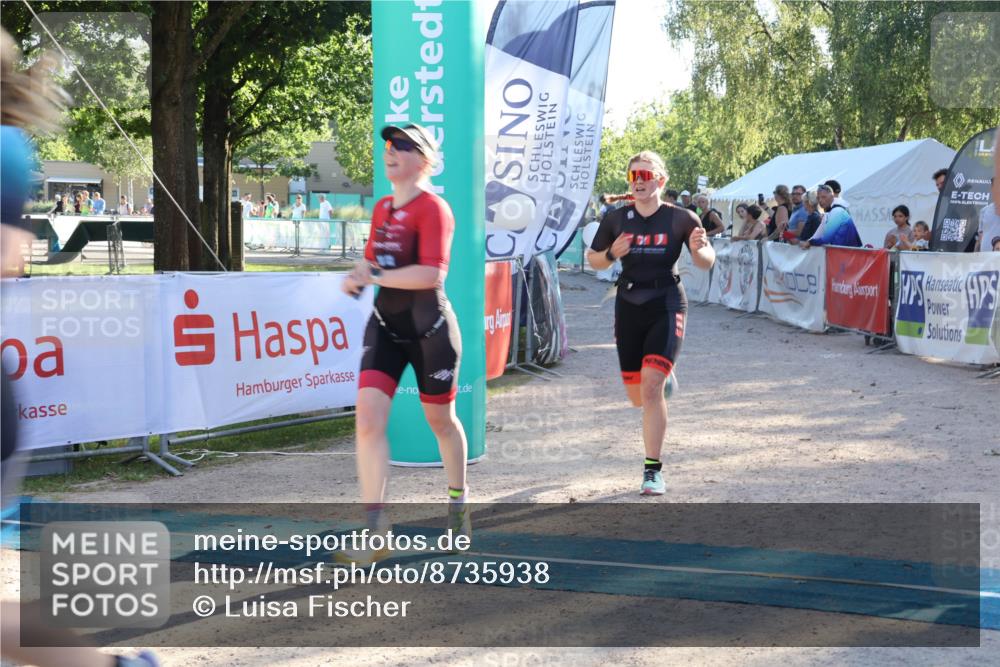 07.09.2025 - 19. Norderstedt Triathlon Luisa Fischer http://msf.ph/oto/8735938 07.09.2025 16:39:32 Ziel 1060, 1067, 1073, 1105, 1550 meine-sportfotos.de
