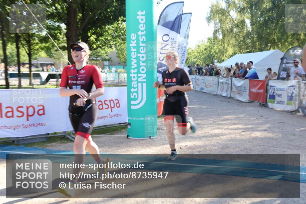 07.09.2025 - 19. Norderstedt Triathlon Luisa Fischer http://msf.ph/oto/8735947 07.09.2025 16:39:32 Ziel 1060, 1067, 1073, 1105, 1550 meine-sportfotos.de