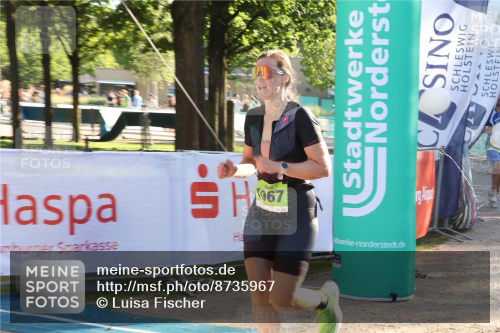 07.09.2025 - 19. Norderstedt Triathlon Luisa Fischer http://msf.ph/oto/8735967 07.09.2025 16:39:36 Ziel 1060, 1067, 1073, 1105, 1550, 1564 meine-sportfotos.de