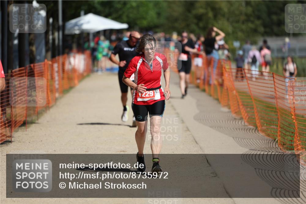 07.09.2025 - 19. Norderstedt Triathlon Michael Strokosch http://msf.ph/oto/8735972 07.09.2025 12:22:37 Laufen 253, 830, 1229 meine-sportfotos.de