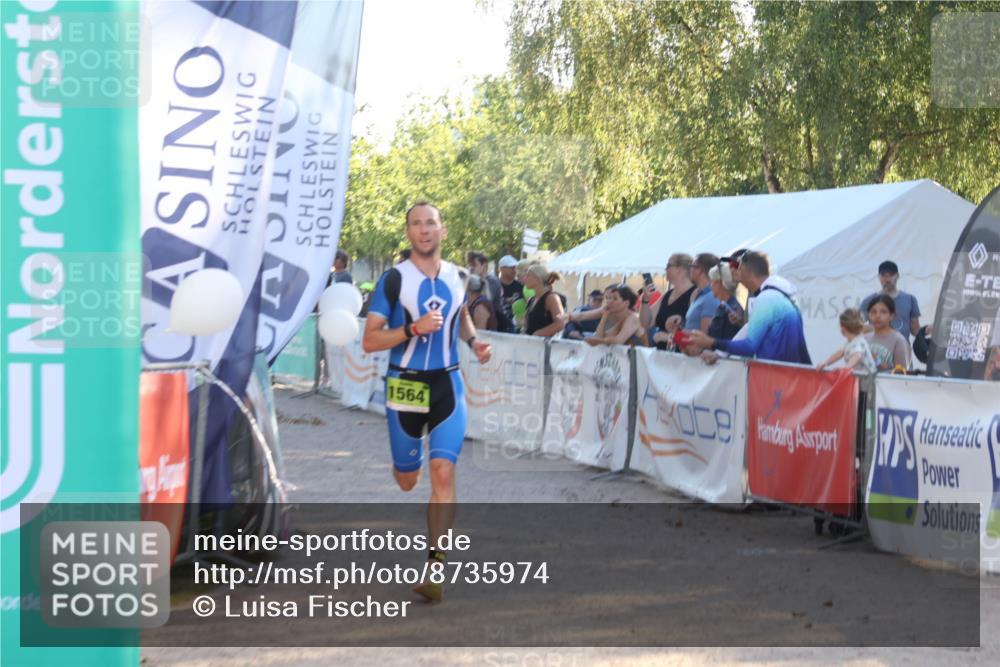 07.09.2025 - 19. Norderstedt Triathlon Luisa Fischer http://msf.ph/oto/8735974 07.09.2025 16:39:38 Ziel 1060, 1067, 1073, 1105, 1564 meine-sportfotos.de