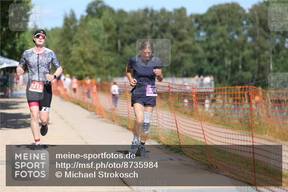 07.09.2025 - 19. Norderstedt Triathlon Michael Strokosch http://msf.ph/oto/8735984 07.09.2025 13:39:04 Laufen 357, 358, 1271 meine-sportfotos.de