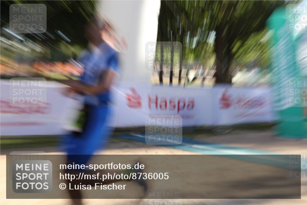 07.09.2025 - 19. Norderstedt Triathlon Luisa Fischer http://msf.ph/oto/8736005 07.09.2025 16:39:40 Ziel 1067, 1564 meine-sportfotos.de