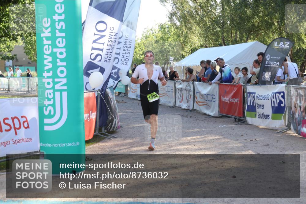 07.09.2025 - 19. Norderstedt Triathlon Luisa Fischer http://msf.ph/oto/8736032 07.09.2025 16:40:08 Ziel 1582 meine-sportfotos.de