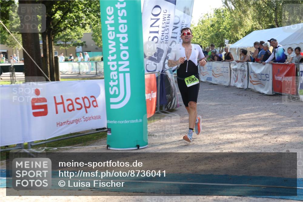 07.09.2025 - 19. Norderstedt Triathlon Luisa Fischer http://msf.ph/oto/8736041 07.09.2025 16:40:09 Ziel 1582 meine-sportfotos.de