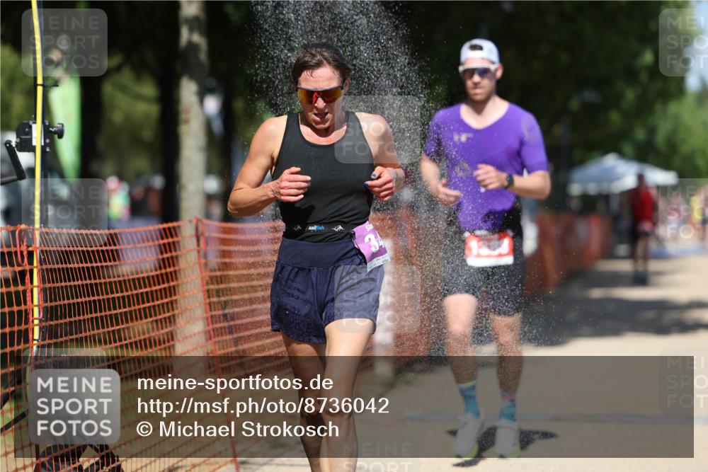 07.09.2025 - 19. Norderstedt Triathlon Michael Strokosch http://msf.ph/oto/8736042 07.09.2025 13:39:23 Laufen 346, 1388 meine-sportfotos.de