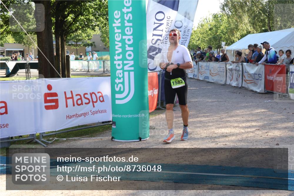 07.09.2025 - 19. Norderstedt Triathlon Luisa Fischer http://msf.ph/oto/8736048 07.09.2025 16:40:09 Ziel 1582 meine-sportfotos.de