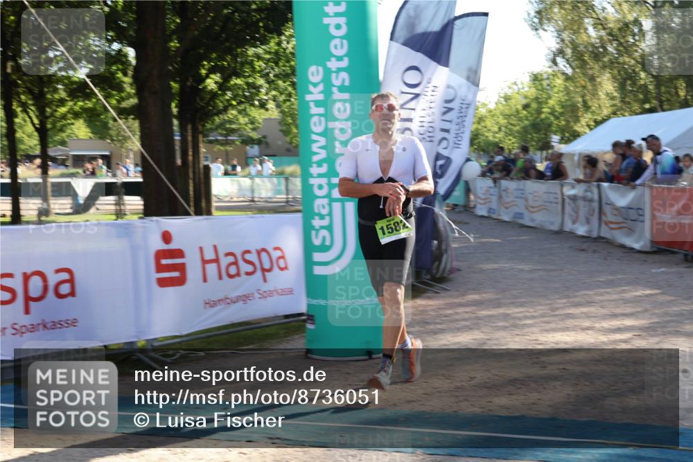 07.09.2025 - 19. Norderstedt Triathlon Luisa Fischer http://msf.ph/oto/8736051 07.09.2025 16:40:09 Ziel 1582 meine-sportfotos.de